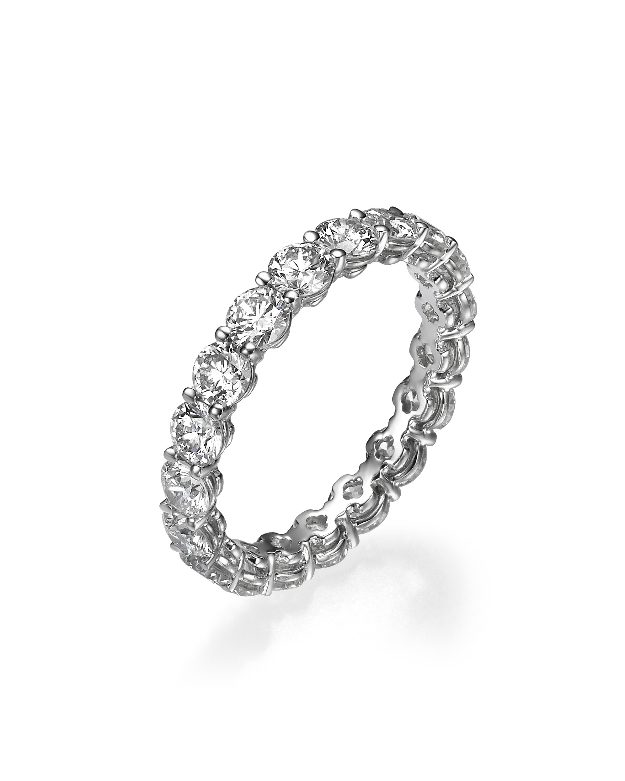 טבעת יהלומים Essentia Grand Eternity