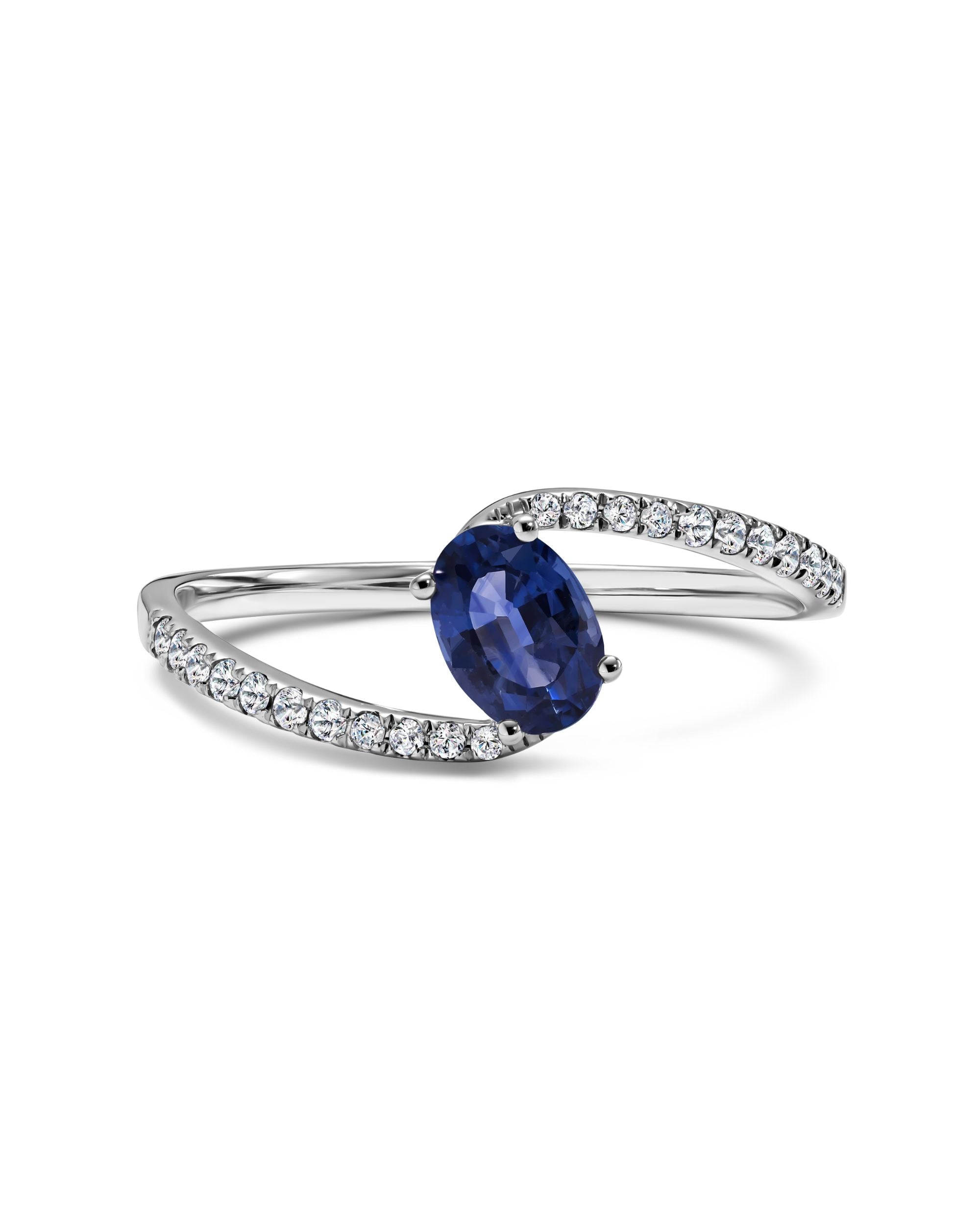 Muse Pomme Blue Diamond Ring