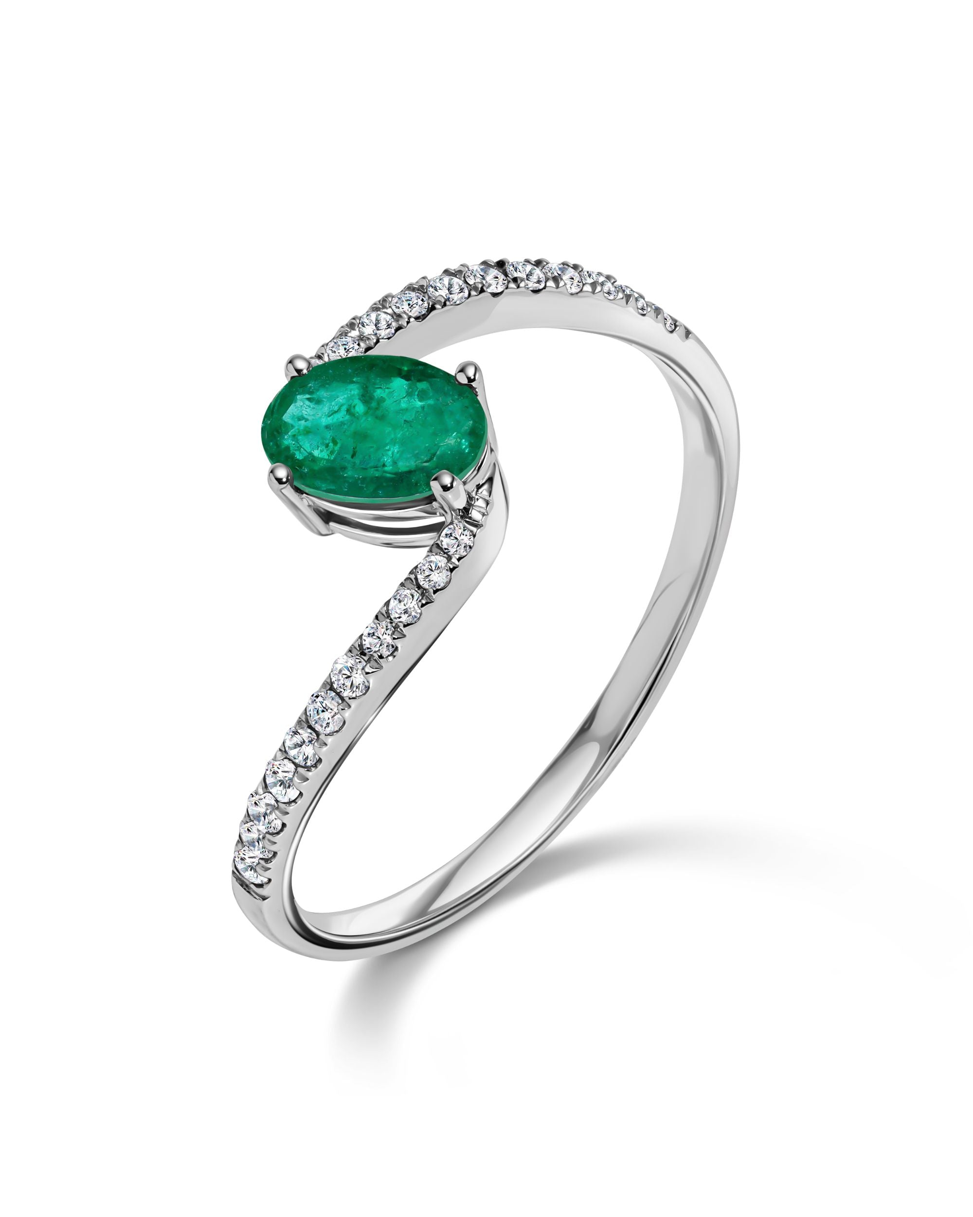 Muse Pomme Green Diamond Ring