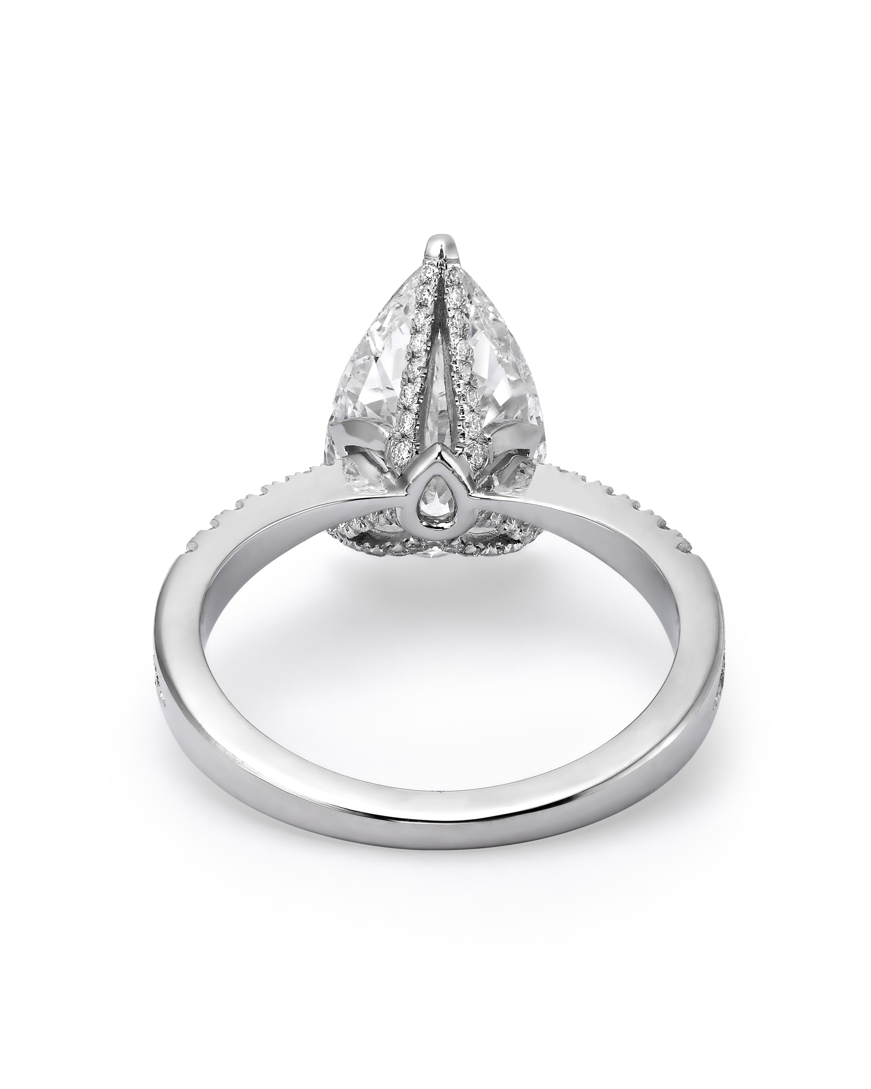 טבעת יהלום Grande Arrow Pear-Shaped